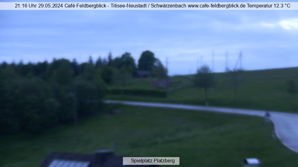 Webcam mit blick auf den Feldberg und Hochfirst vom Cafe Pension Feldbergblick in Titisee- Neustadt